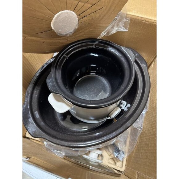 Bella 6-Quart Programmable Slow Cooker with Additional 2-quart Slow Cooker Set - Picture 6 of 7